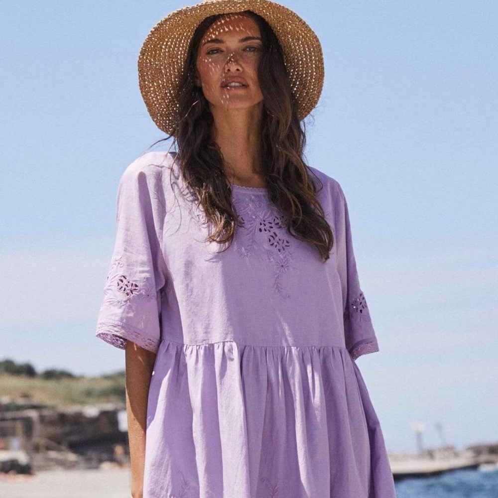 NEW Auguste The Label Grace lilac embroidered midi dress